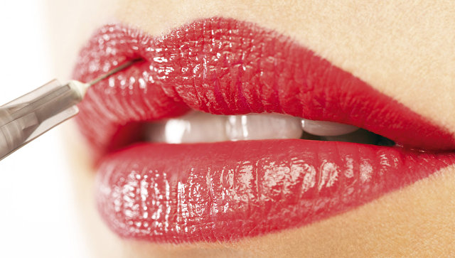Ученые определили идеальные пропорции женских губ