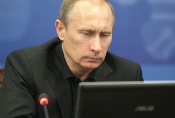 Вместо «выборов Путина» в РФ проведут «референдум о доверии Путину»