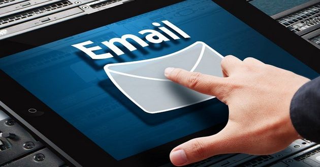 Клиентам ПриватБанка разослали сообщения: ни в коем случае не открывайте письма