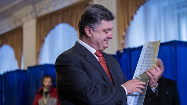 Инициатива Порошенко по украинским квотам на ТВ не понравилась трем национальным общинам