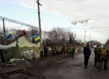 Редут участников блокады на Донбассе подвергся «штурму»