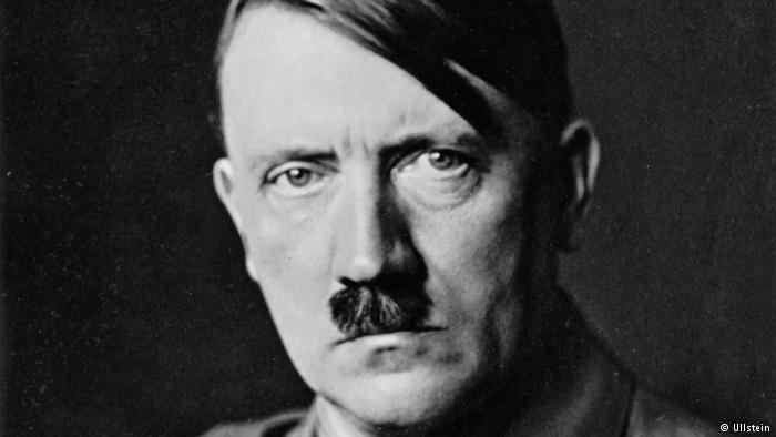 В Италии на выставке впервые представили картину Гитлера. ФОТО