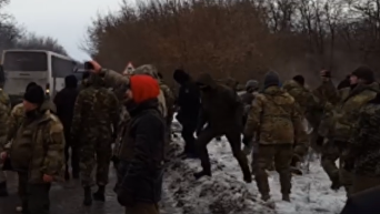 В Бахмут из Харькова едут более 50-ти сторонников блокады и нардеп Парасюк