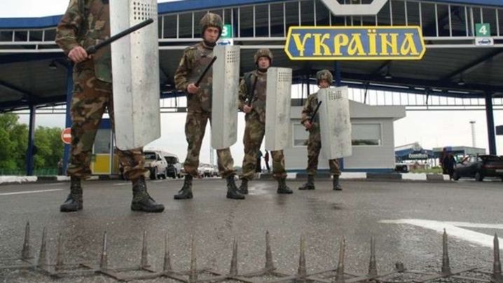 Какое наказание придумали в Украине для европейских депутатов, посетивших Крым