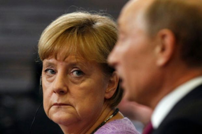 Меркель «повезет» Путину ряд предложений, в том числе и по Украине 