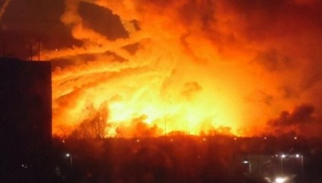 ЧП в Балаклее в цифрах: что известно о пожаре на складе с боеприпасами