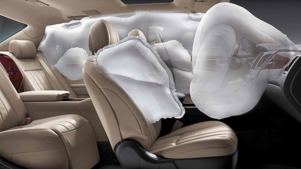 Ford придумал абсолютно новую подушку безопасности