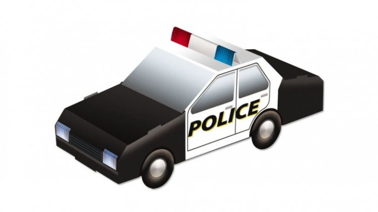 Нарушителей лимита скорости решили пугать «картонными» полицейскими авто