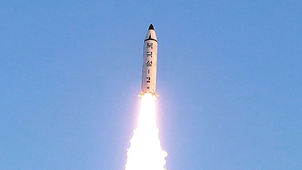 Южная Корея успешно испытала ракету, которая может достичь любой точки КНДР