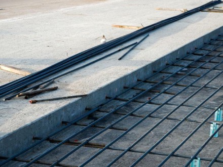 Лукашенко собирается поменять асфальт на бетон