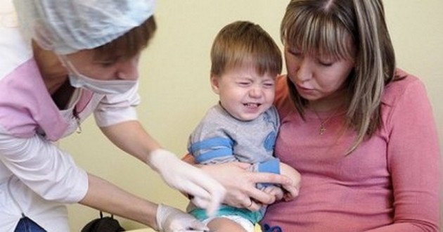 Смерть после вакцины: в Запорожье скончалась двухлетняя малышка. ВИДЕО