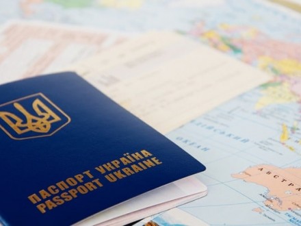 МИД Украины: Безвиз будет доступен и для украинцев, проживающих на оккупированных территориях