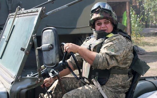 Сравнять с землей: украинский полковник рассказал, как закончить войну на Донбассе