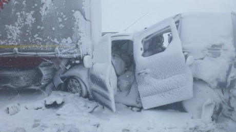 ДТП в Словакии: из-за снегопада столкнулись 40 авто, 24 человека пострадали