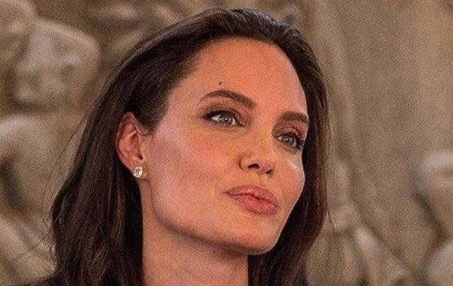 Питт в шоке: Анджелина Джоли снова собралась замуж