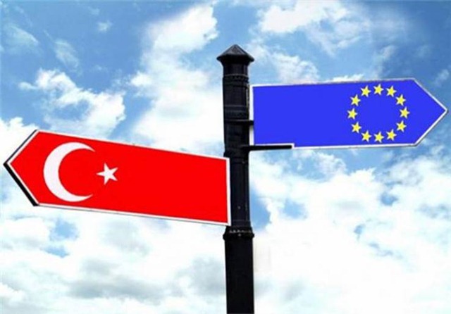 Турция жалуется, что ЕС лишь кормит обещаниями