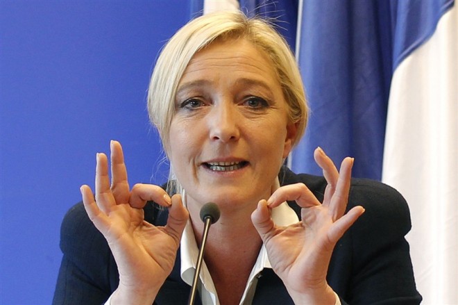 Выборы во Франции: Ле Пен получила «нагоняй» от родителя
