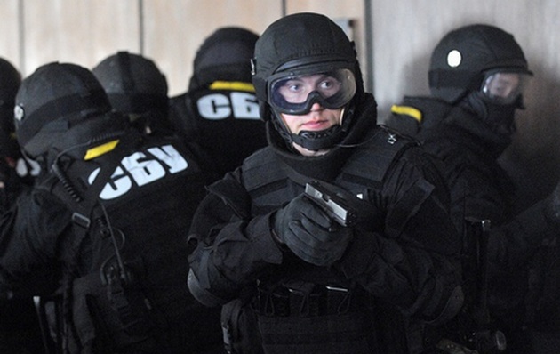 СБУ нагрянула с обыском к главе Киевского облсовета, не обошлось без потасовки