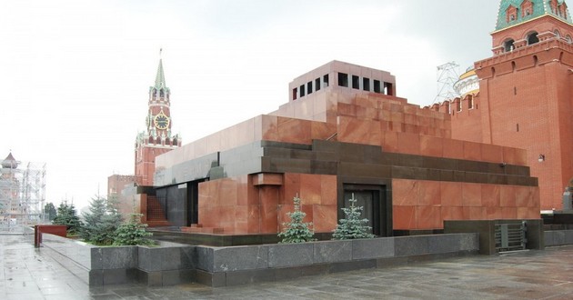 В Москве совершена попытка похоронить Ленина