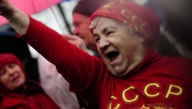 Путинское «процветание»: пенсионеры устроили драку за 3 рубля. ВИДЕО