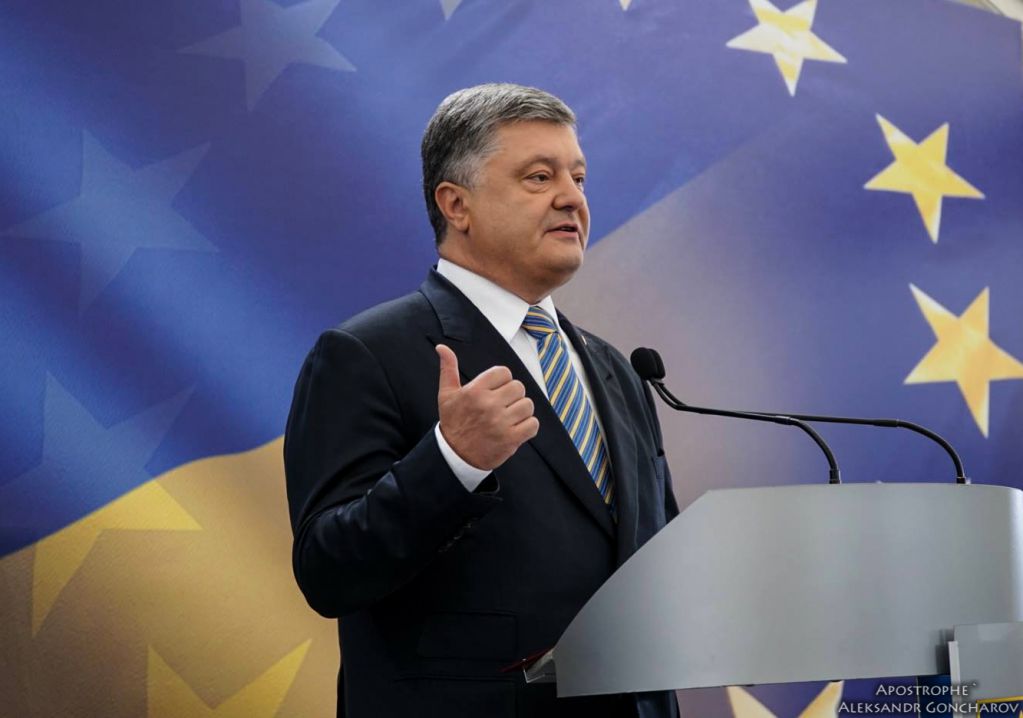 Три вопроса, на которые не отвечает Порошенко