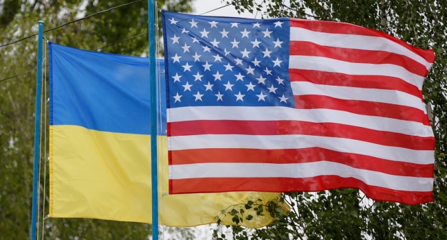 США больше не оказывают безвозмездную военную помощь Украине