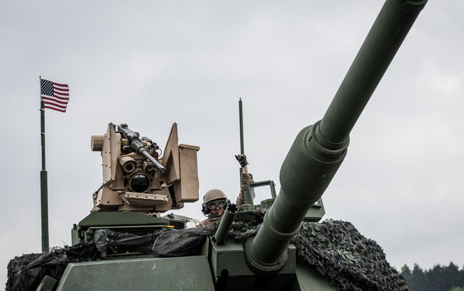 США отменяют военную помощь: как быть Украине