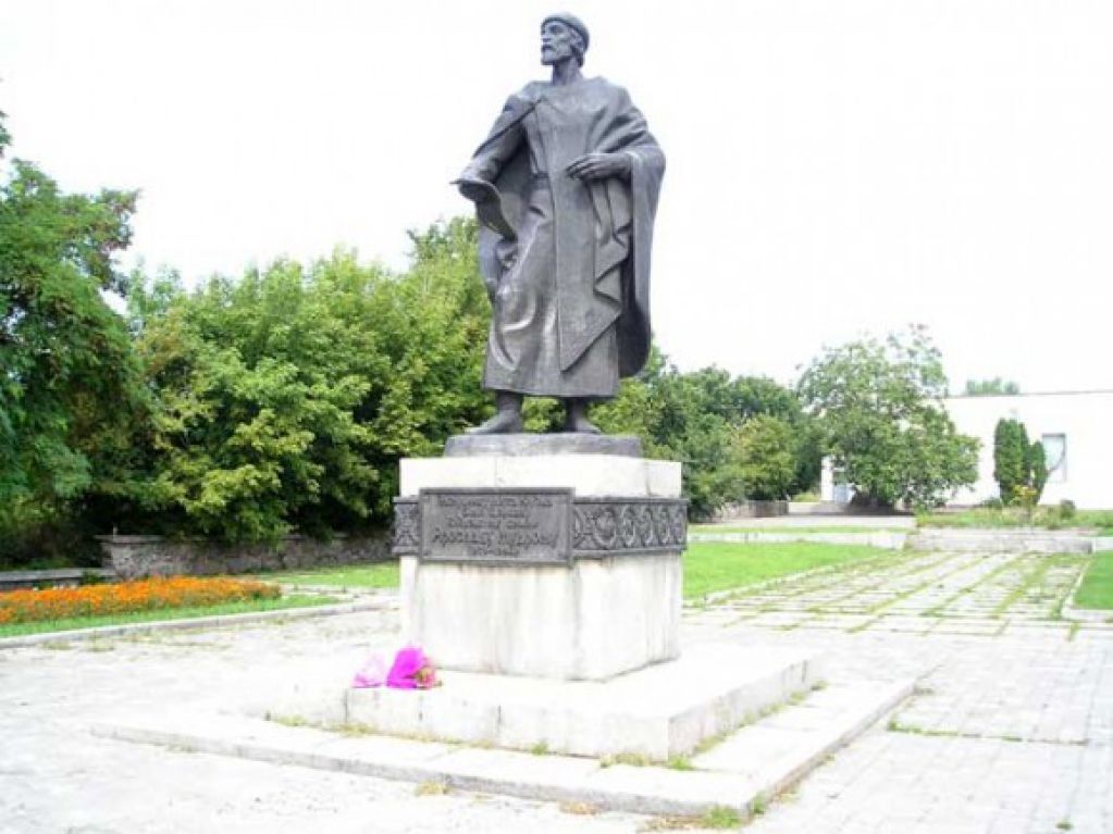 Кыєв не Меря, а Русь - не Залісся