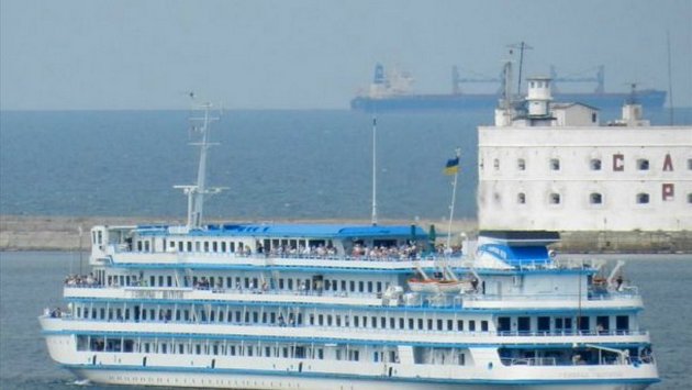 Злоключения «Генерала Ватутина»: порт Ростова удивил решением