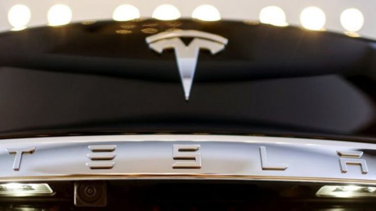 Погибший водитель Tesla игнорировал предупреждения системы