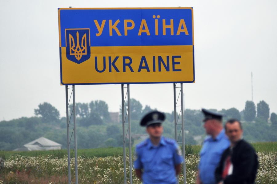 Названо число россиян, которых не впустили в Украину с начала года