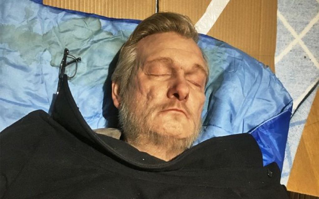 Посетителей этой необычной выставки за уши не оттянешь от экспонатов