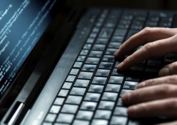 Компания Lucky Labs заявляет о непричастности к организации кибератаки