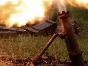 СЦКК: Жилые кварталы Марьинки опять попали под обстрел боевиков