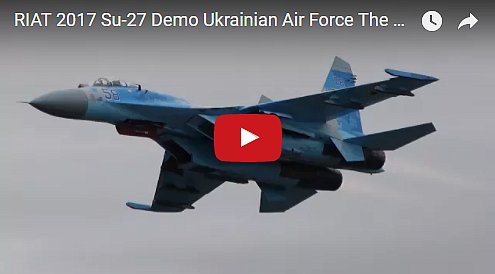Трюки украинского пилота на СУ-27 вызвали восхищение публики на авиа-шоу в Великобритании. ВИДЕО
