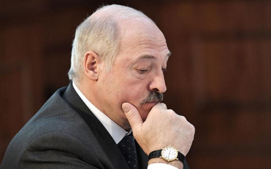 Лукашенко виступив з несподіваною пропозицією щодо Донбасу