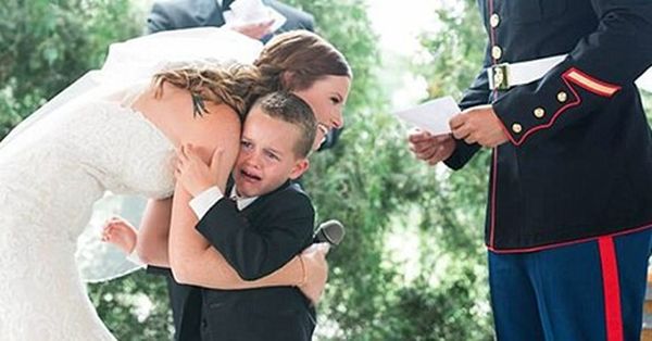 Самая трогательная речь невесты на свадьбе: мальчик расплакался, когда мачеха обратилась лично к нему