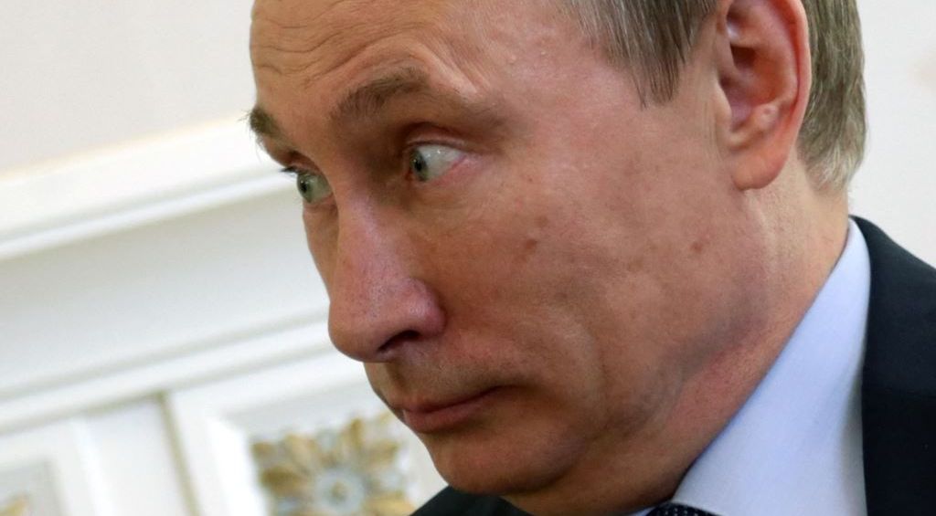 Путин нырнул в гроб: его пропагандисты показали новое видео