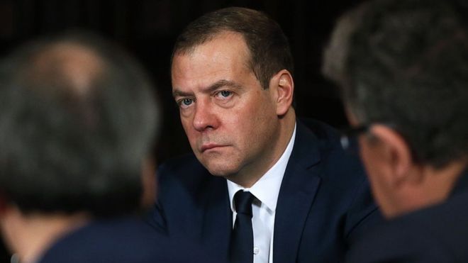 Медведев считает, что с помощью антироссийских санкций Трампа пытаются отстранить от власти