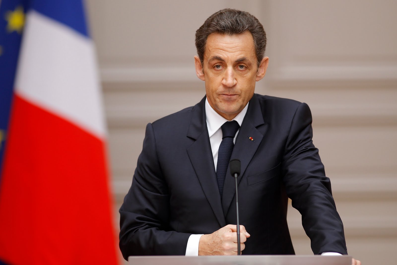 Экс-президента Франции заподозрили в получении взяток от Катара 