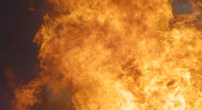 На півдні України триває пожежа небачених масштабів (фото, відео)