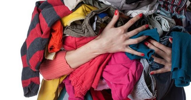 Доходы украинцев от продажи ношеных  вещей обложили налогом 