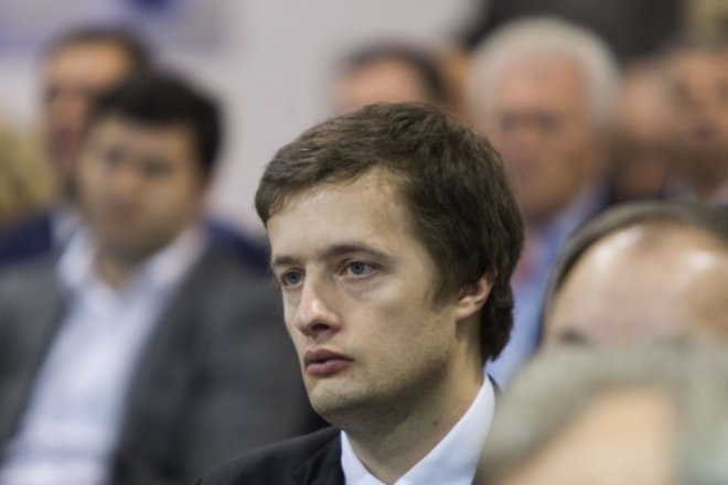 Сын Порошенко оказался первым победителем конкурса за деньги из бюджета