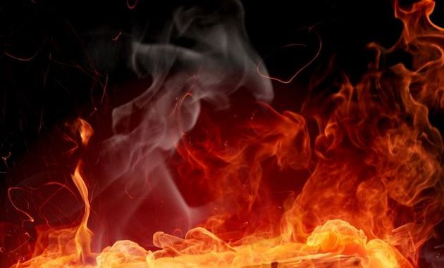 Тушили 70 человек: появились подробности по крупному пожару в Харькове. ФОТО