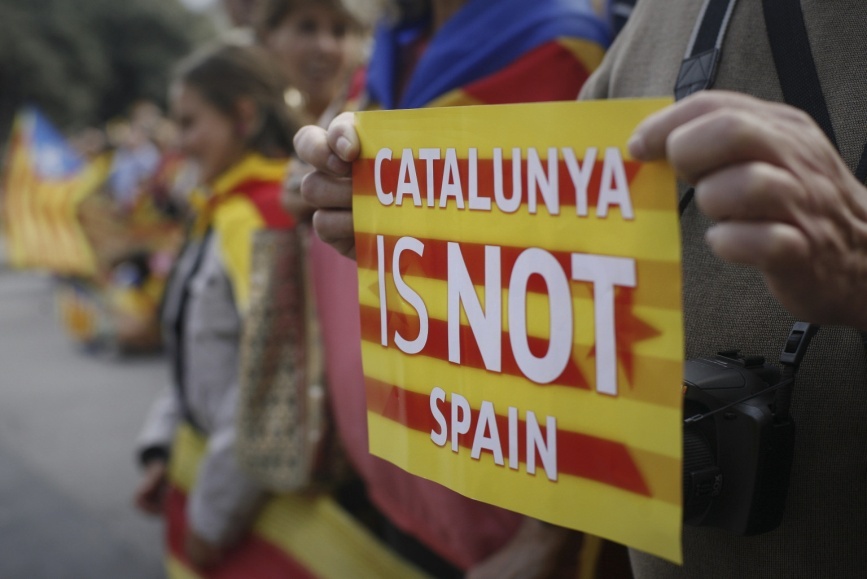 Каталония решила отделиться от Испании: названа дата проведения референдума 