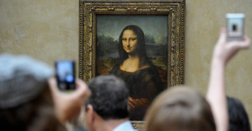 Кто бы мог подумать! Мона Лиза позировала в непристойных позах