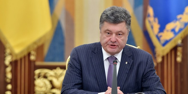 Законы по Донбассу: Порошенко не выдержал и обратился к украинцам. ВИДЕО