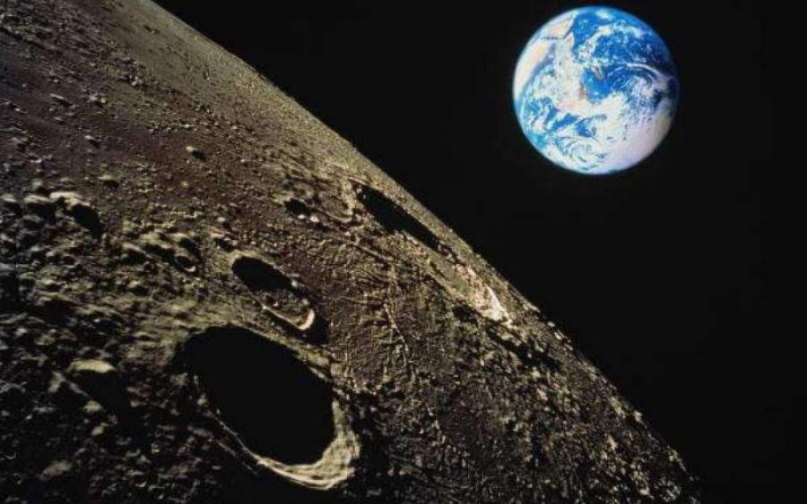 Ученые шокировали новыми данными о Луне