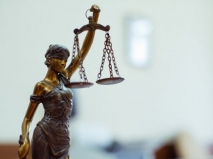 Юристы намерены судиться с «коалицией» ВРП и ФГВФЛ