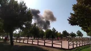 Авиакатастрофа в Испании: истребитель, возвращаясь с военного парада, потерпел крушение